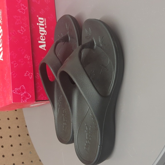 Alegria Shoes - Alegria Ode Sandal in Black